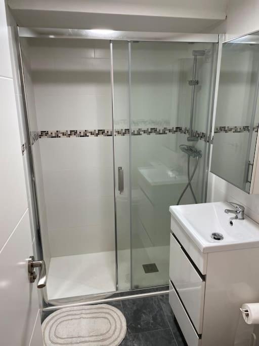 Bonito Y Acogedor Apartamento Cerca De Donostia San Sebastian Lezo Esterno foto